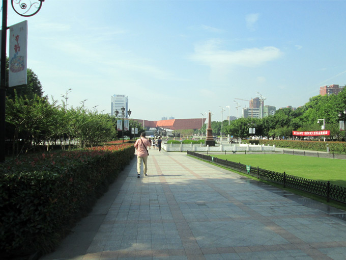 首义文化广场地下空间“欢乐城”
